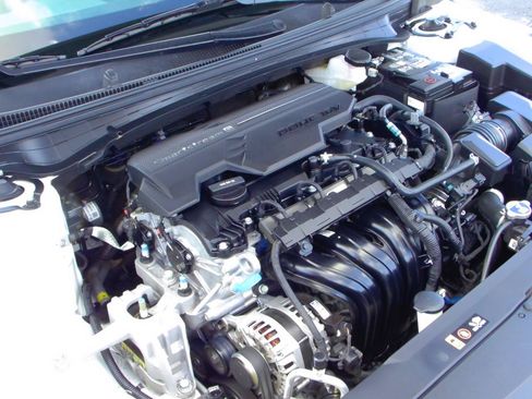 Used 2025 Kia K4 FWD image 8