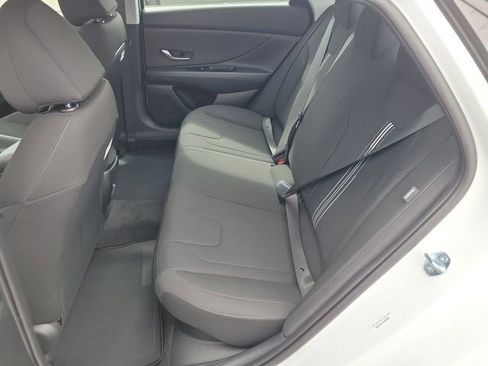 New 2026 Hyundai Elantra Hybrid FWD image 25