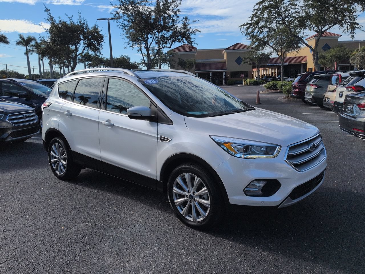 Used 2018 Ford Escape Titanium w/ Ford Safe & Smart Package FWD image 2