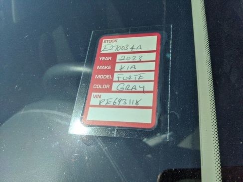 Certified 2023 Kia Forte LXS w/ LXS Technology Package image 9