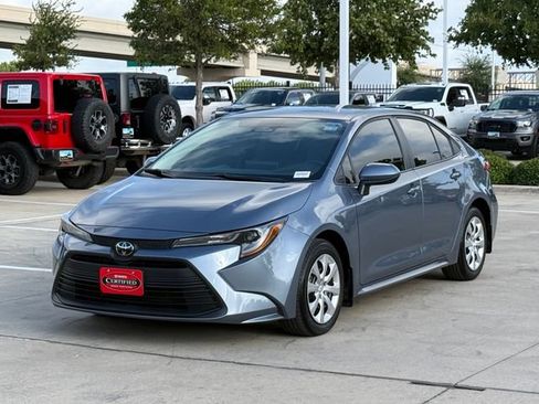 Used 2026 Toyota Corolla LE FWD image 8