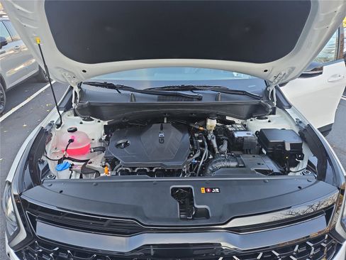 Used 2025 Kia Sportage X-Line image 10