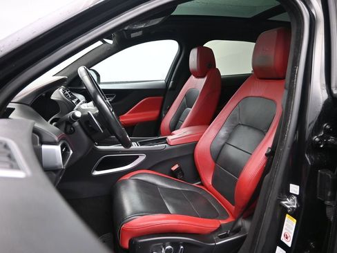 Used 2020 Jaguar F-PACE S image 19