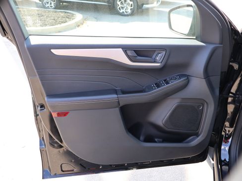 Used 2022 Ford Escape SE w/ Convenience Package image 23