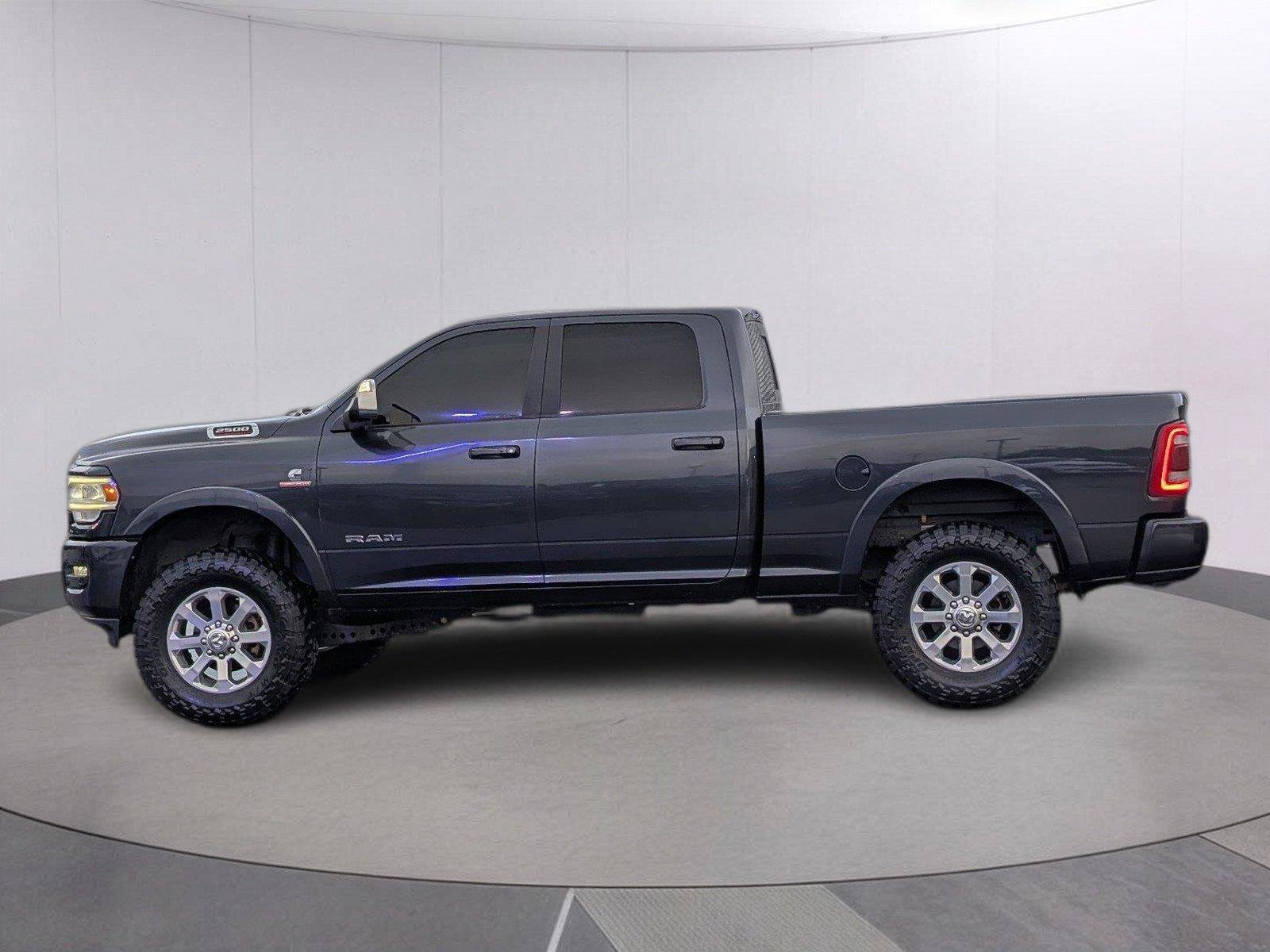 Used 2021 RAM 2500 Laramie AWD/4WD image 2