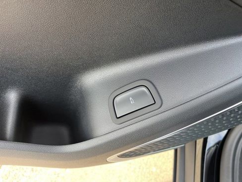 New 2025 Buick Enclave Preferred w/ Power Package image 12