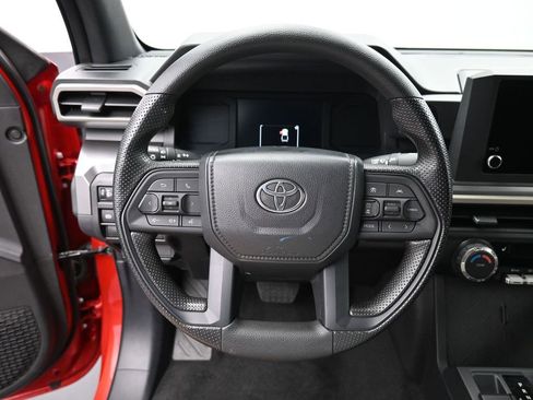 Certified 2024 Toyota Tacoma SR5 AWD/4WD image 17