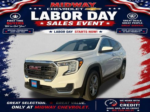 Used 2023 GMC Terrain SLE w/ Driver Convenience Package AWD/4WD image 1