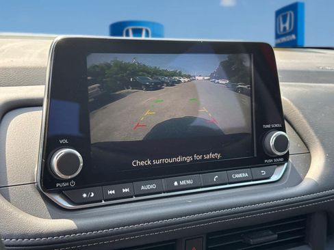 Used 2026 Nissan Rogue S AWD/4WD image 24