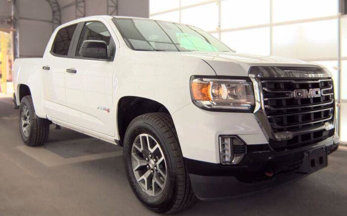 Used 2022 GMC Canyon AT4 w/ Trailering Package AWD/4WD image 5