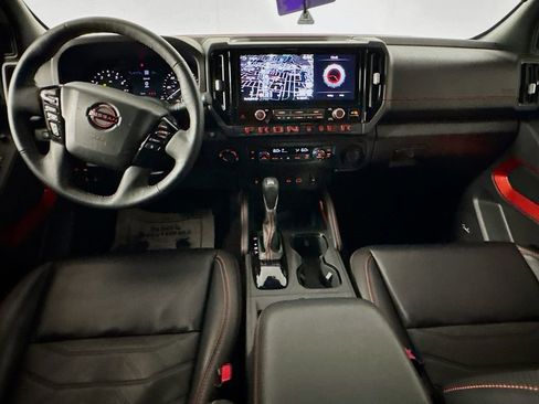 Used 2025 Nissan Frontier PRO-4X w/ Pro Premium Package image 26