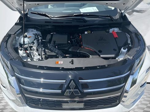 New 2026 Mitsubishi Outlander SE AWD/4WD image 33