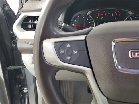 Used 2020 GMC Acadia SLE w/ Driver Convenience Package image 25