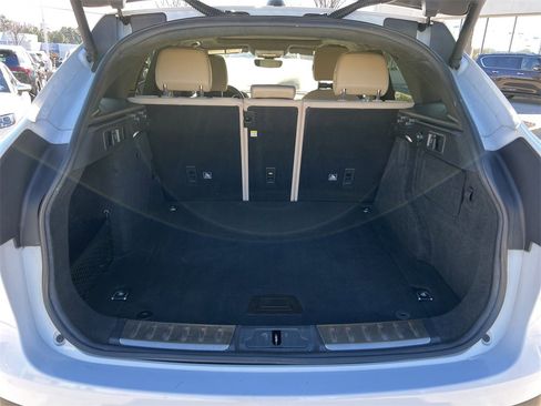 Used 2020 Jaguar F-PACE Premium image 5