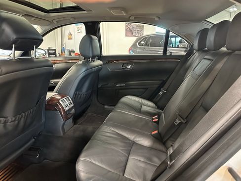 Used 2007 Mercedes-Benz S 550 image 36
