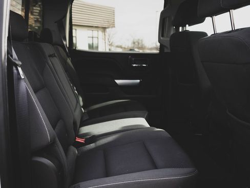 Used 2017 Chevrolet Silverado 1500 LT image 23