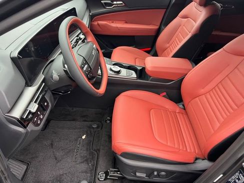 New 2026 Kia Sportage SX Prestige AWD/4WD image 13