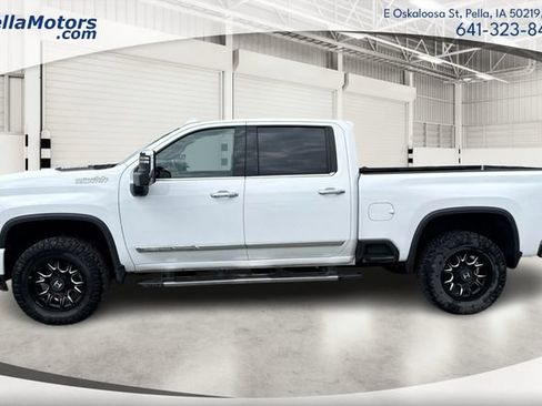 Used 2024 Chevrolet Silverado 3500 High Country w/ High Country Premium Package AWD/4WD image 6