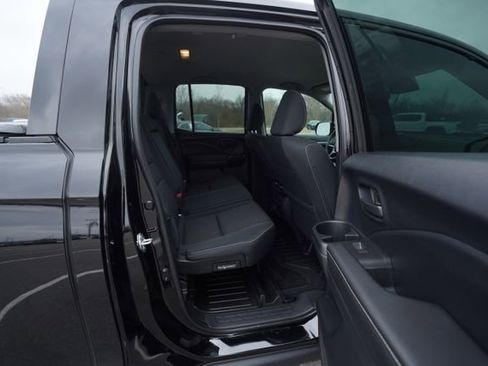 Used 2025 Honda Ridgeline Sport image 21