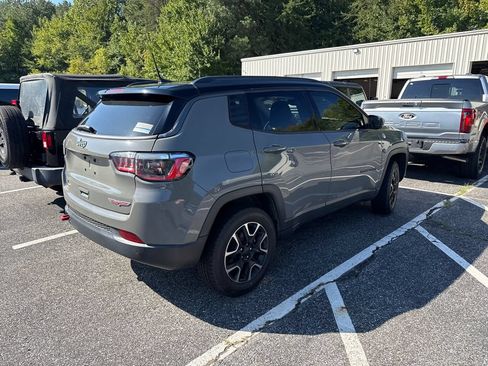 Used 2021 Jeep Compass Trailhawk w/ Sun and Sound Group AWD/4WD image 8