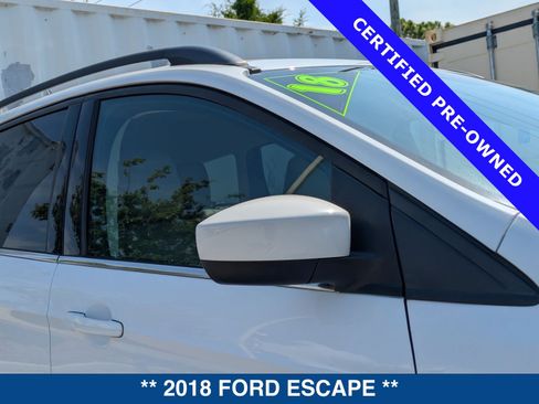 Certified 2018 Ford Escape SEL FWD image 10