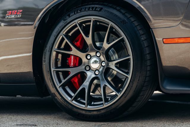 Used 2015 Dodge Challenger SRT w/ Technology Group RWD image 66