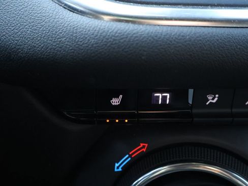 Used 2023 Chevrolet Blazer LT w/ Convenience Package image 25