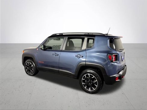 Used 2023 Jeep Renegade Trailhawk image 8