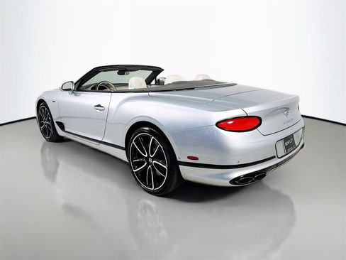 Used 2024 Bentley Continental GT V8 image 6