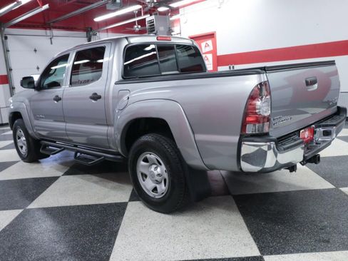 Used 2014 Toyota Tacoma PreRunner w/ SR5 Package image 6