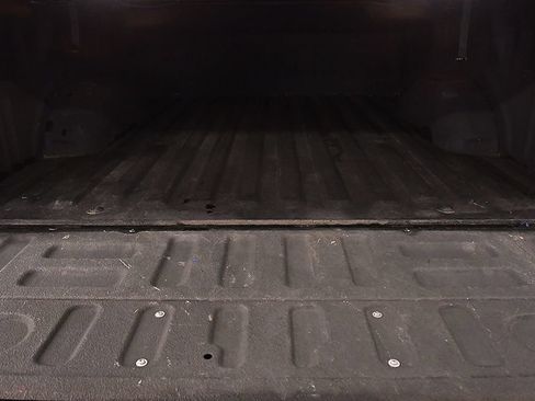 Used 2019 Ford F150 XL w/ Equipment Group 101A Mid AWD/4WD image 13