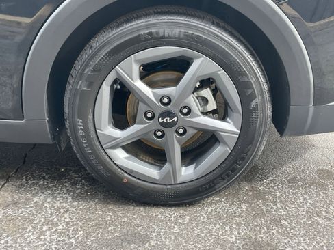 Used 2025 Kia K4 LXS image 29