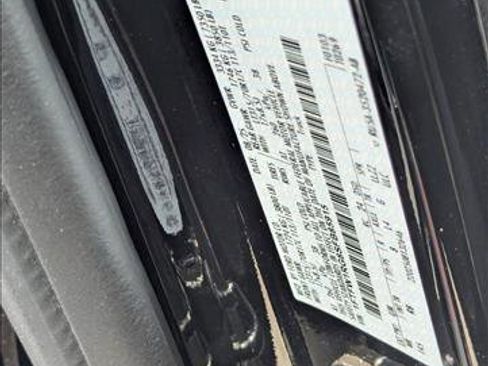 Used 2025 Ford F150 Raptor AWD/4WD image 22