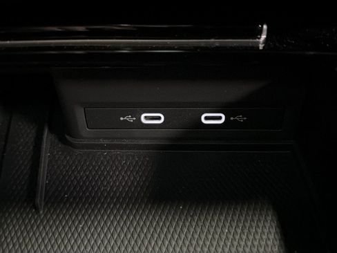 Certified 2026 Volkswagen Atlas Peak Edition AWD/4WD image 29