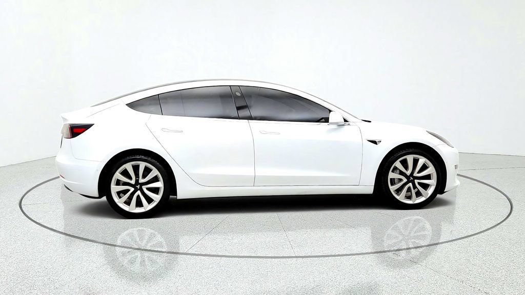 Used 2018 Tesla Model 3 Long Range AWD/4WD image 4