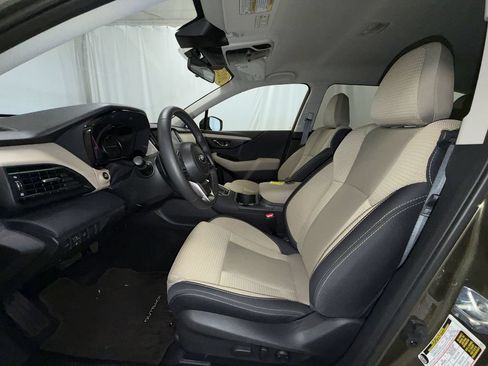 Certified 2025 Subaru Outback Premium AWD/4WD image 13