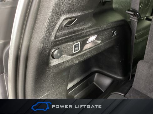 Used 2024 Jeep Grand Cherokee L Laredo w/ Luxury Tech Group I AWD/4WD image 35