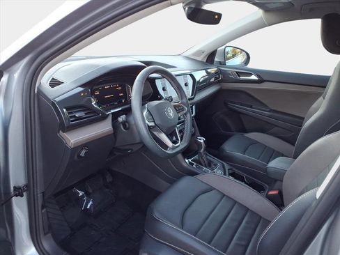 Used 2022 Volkswagen Taos SEL image 8