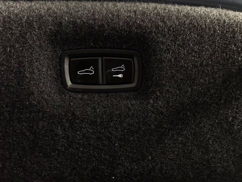 Used 2024 Audi RS e-tron GT w/ Carbon Performance Package AWD/4WD image 31