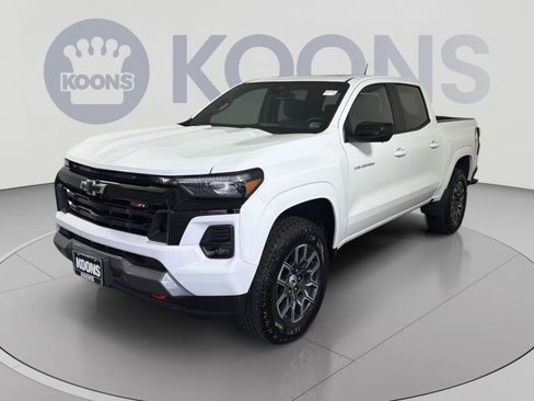 Used 2026 Chevrolet Colorado Z71 w/ Technology Package AWD/4WD image 1