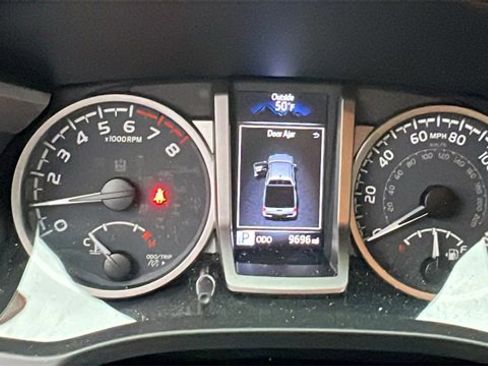 Certified 2022 Toyota Tacoma SR5 image 12