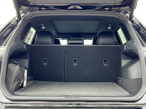 New 2026 Volkswagen Tiguan SE R-Line AWD/4WD image 35