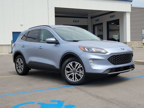 Certified 2022 Ford Escape SEL AWD/4WD image 34