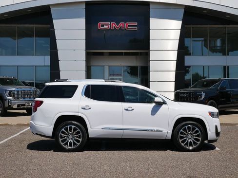 Used 2023 GMC Acadia Denali AWD/4WD image 2