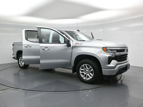 Used 2022 Chevrolet Silverado 1500 RST image 35