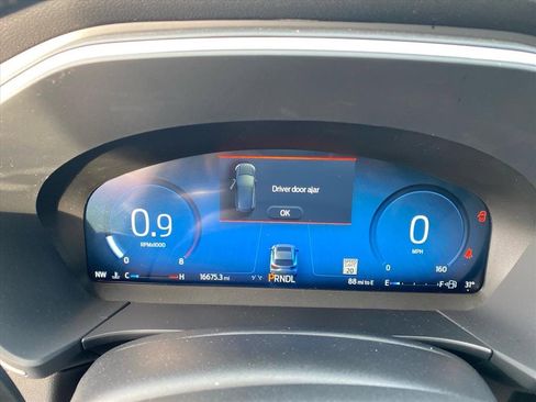 Used 2025 Ford Escape Platinum image 19