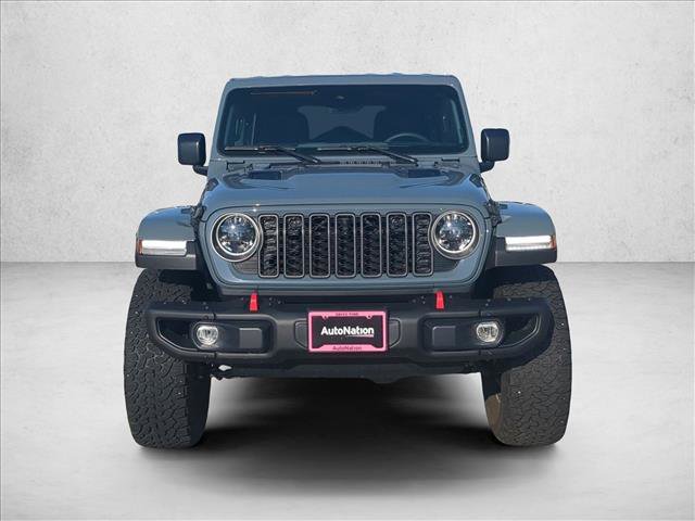 Used 2025 Jeep Wrangler Unlimited Rubicon AWD/4WD image 2