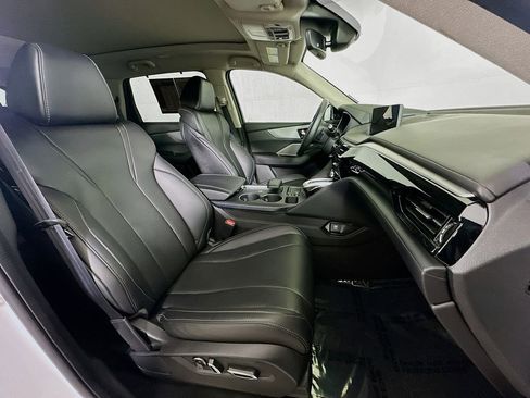 Used 2023 Acura MDX SH-AWD w/ Technology Package image 12