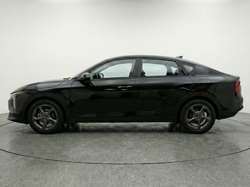 Used 2025 Kia K4 FWD image 5
