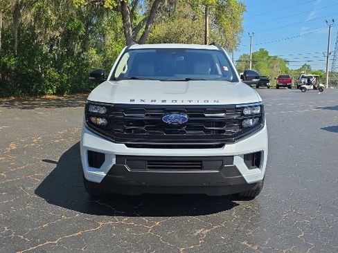Used 2025 Ford Expedition Max Active RWD image 7